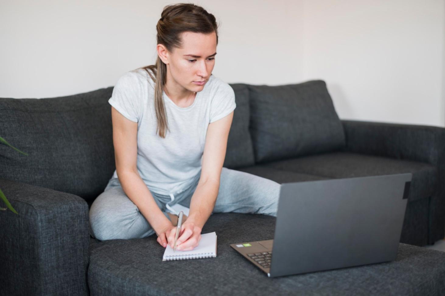Participants engaged in financial communication workshop discussing real-world scenarios